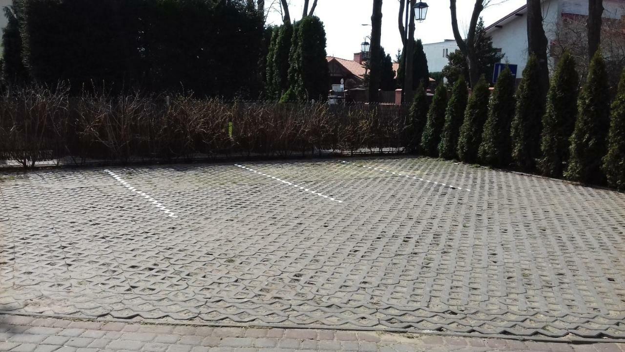 Pokoje Goscinne "Lenka" Ciechocinek Exterior foto